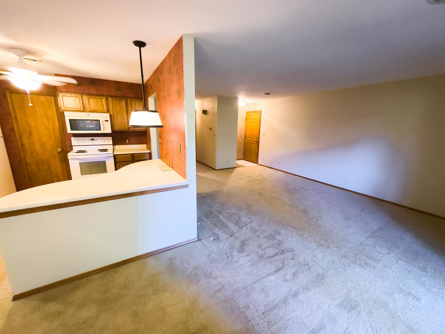 406 Carol Court Unit: B2