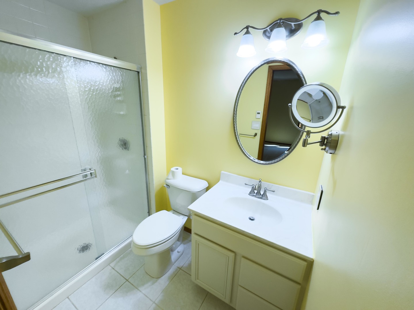 406 Carol Court Unit: B2