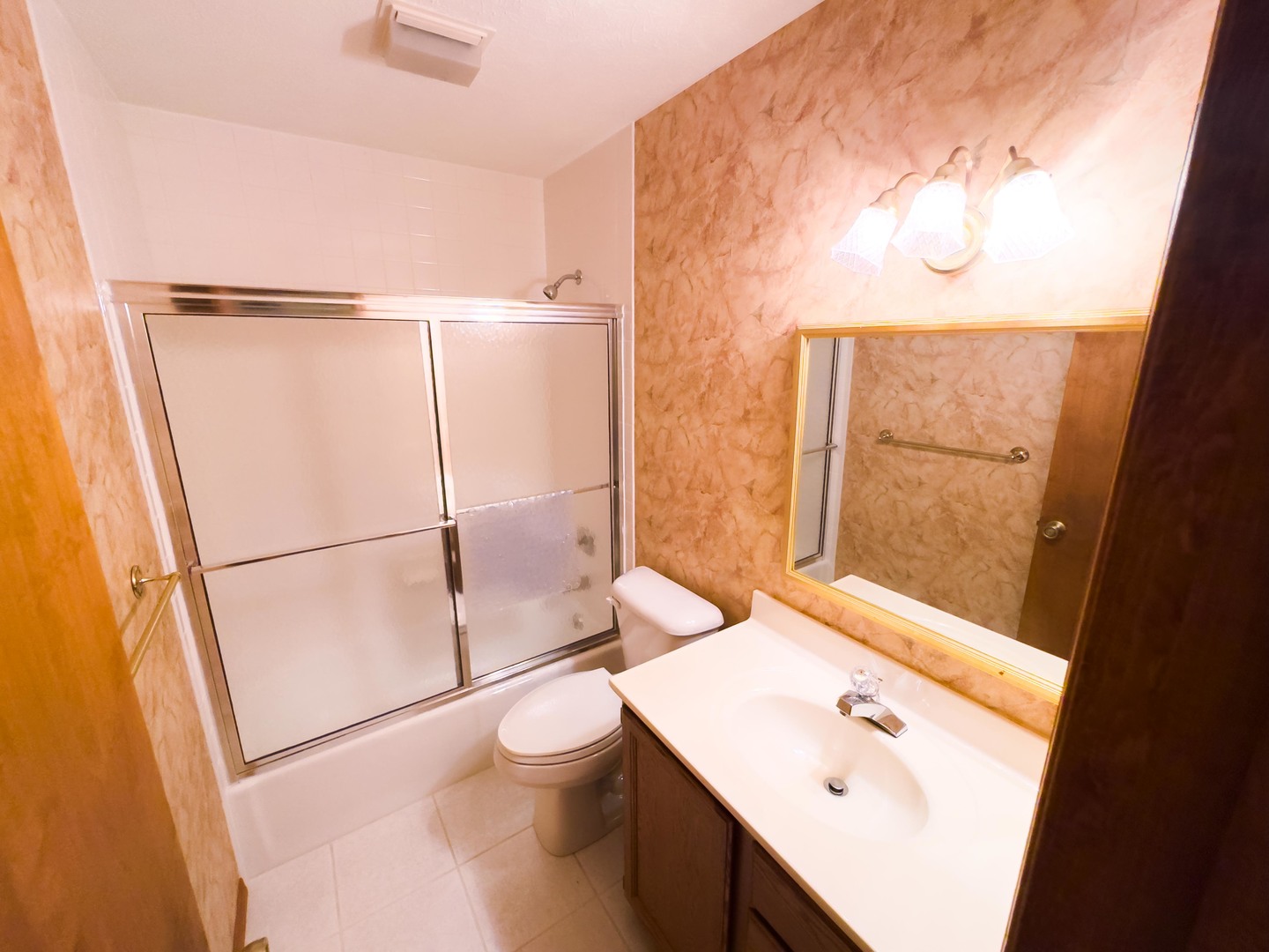 406 Carol Court Unit: B2