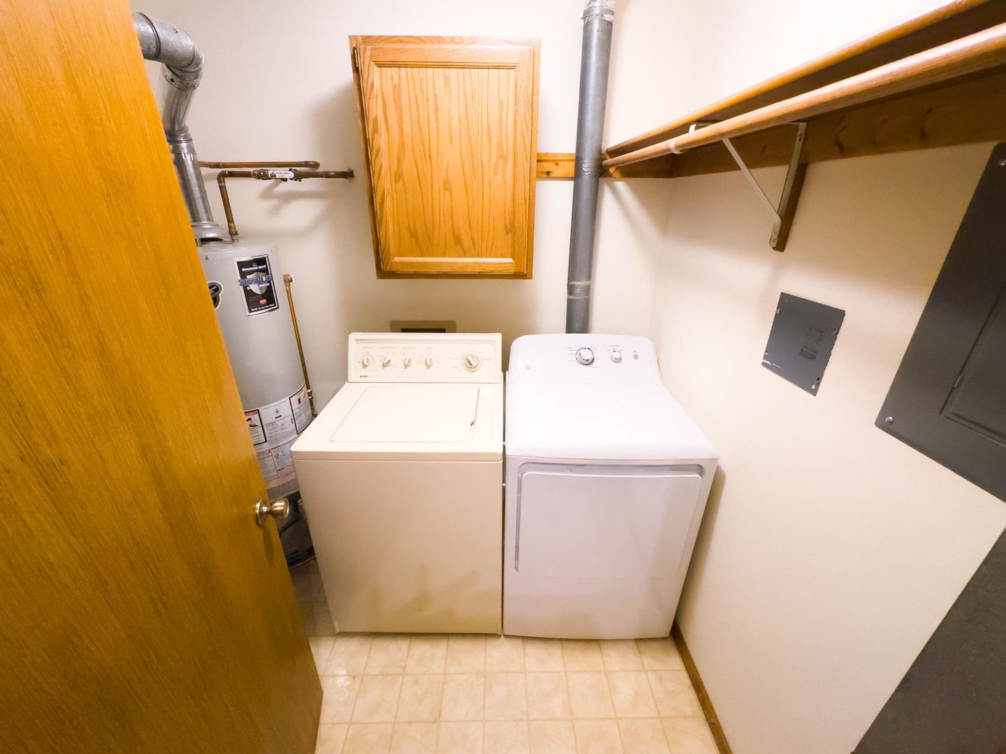 406 Carol Court Unit: B2