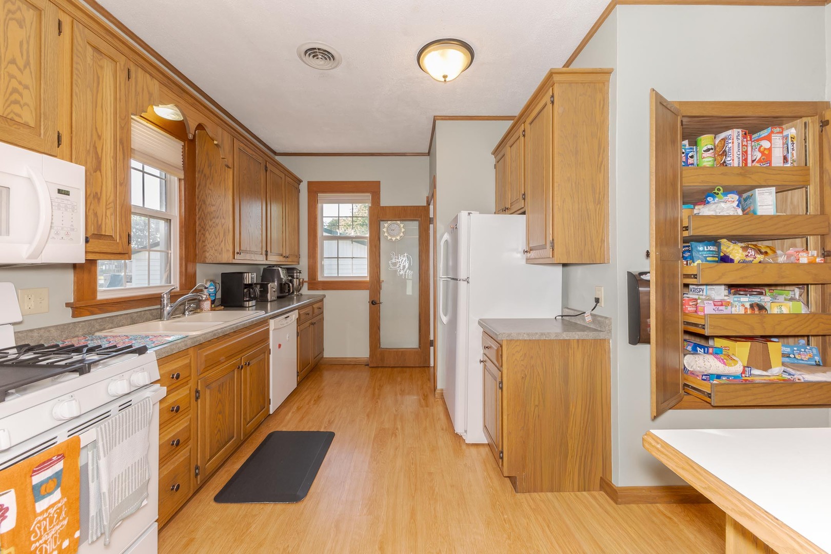 208 W Martin Street