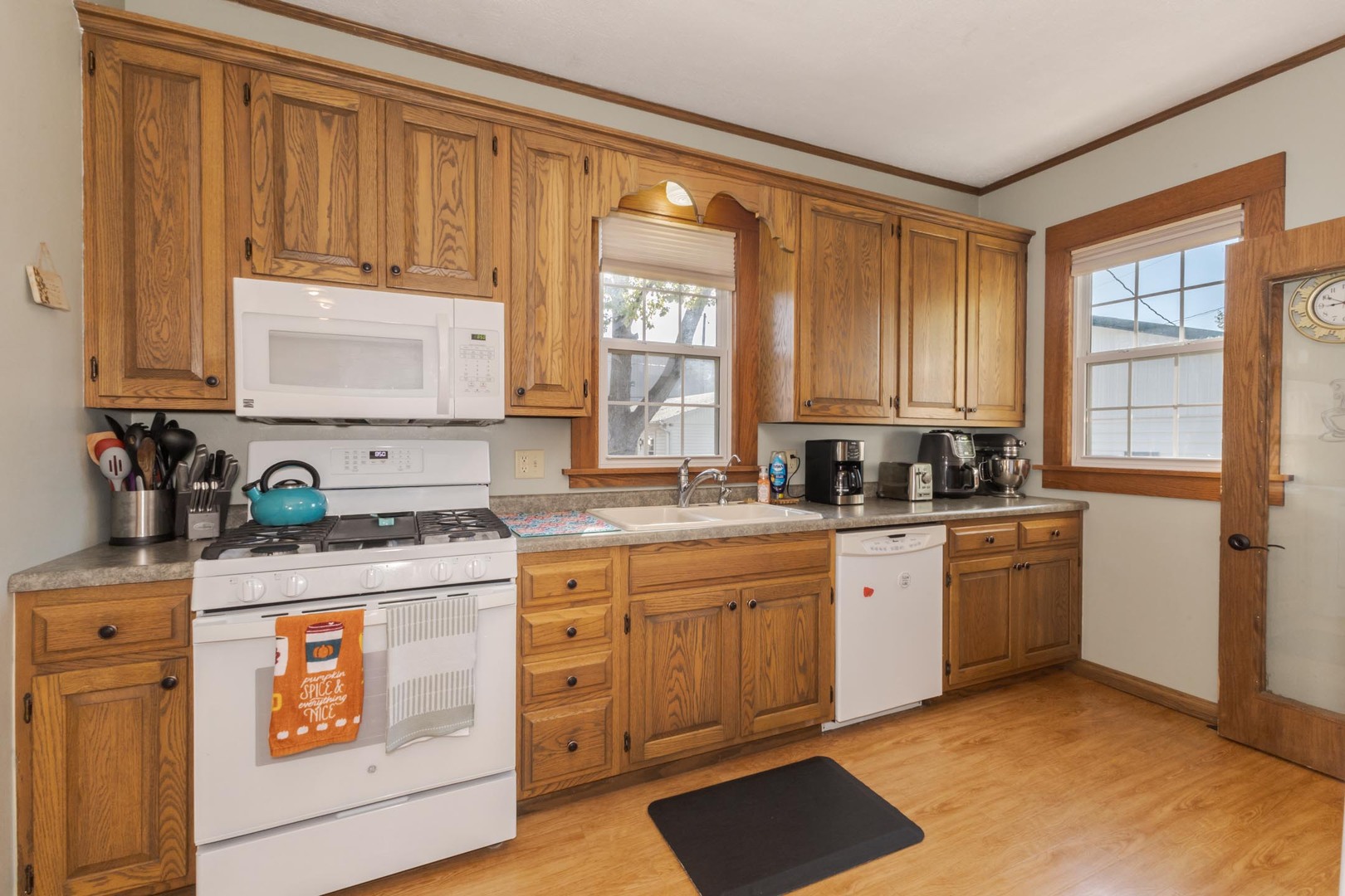 208 W Martin Street