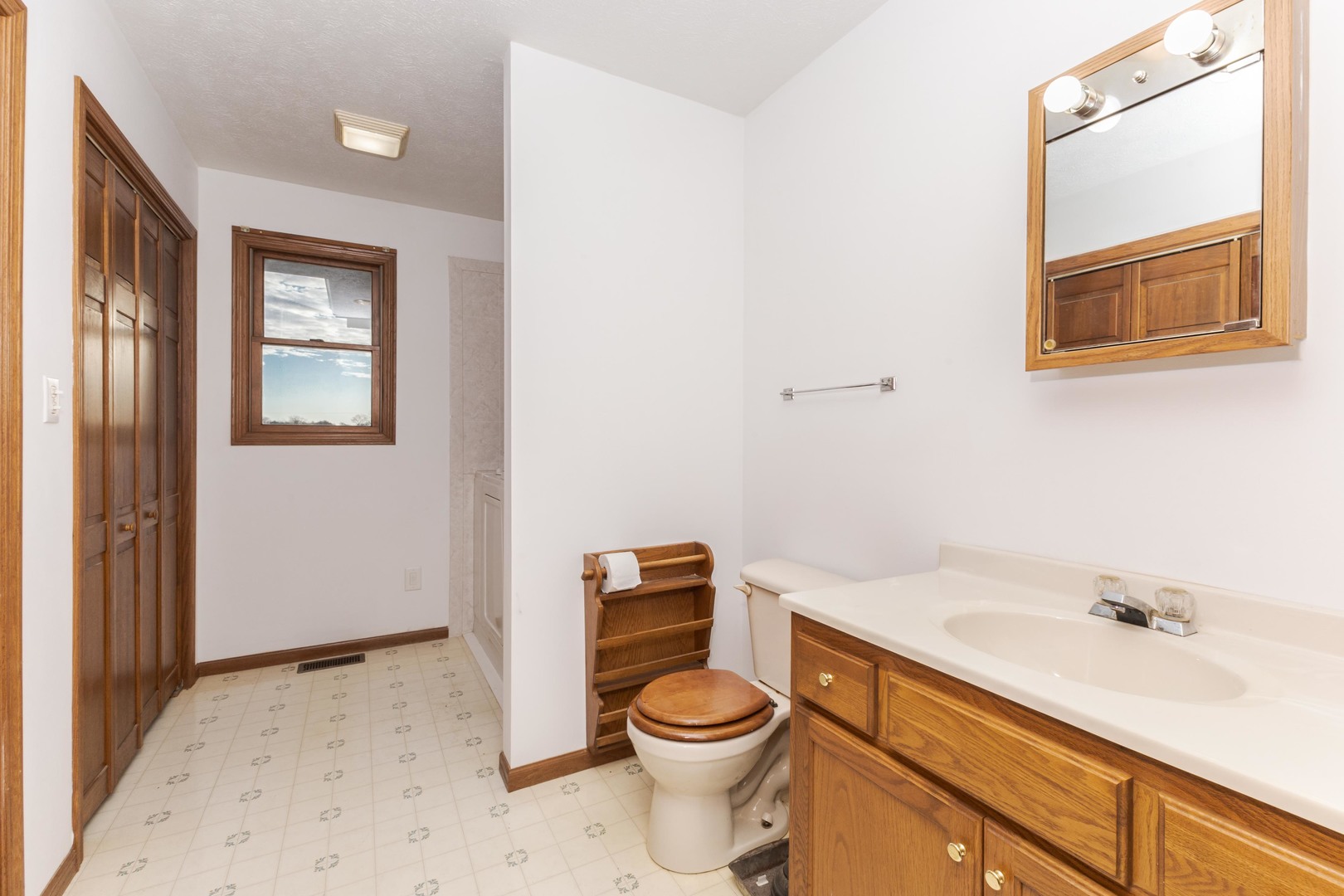 23601 N 1700 East Road