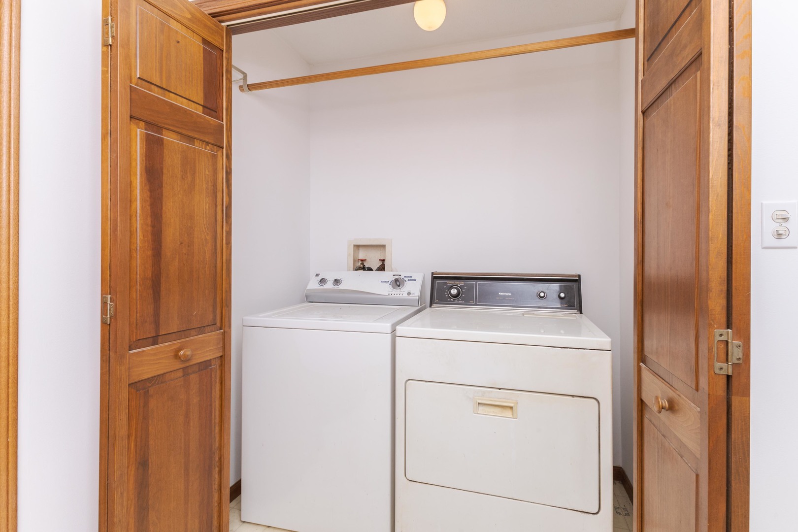 23601 N 1700 East Road