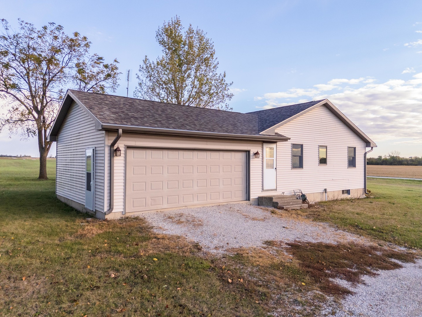 23601 N 1700 East Road