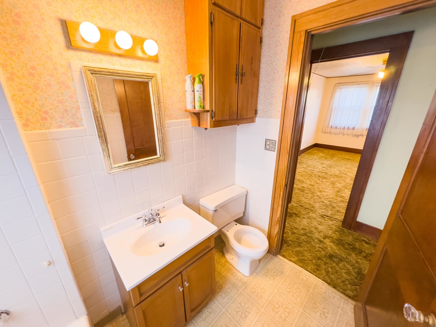 732 W Reynolds Street