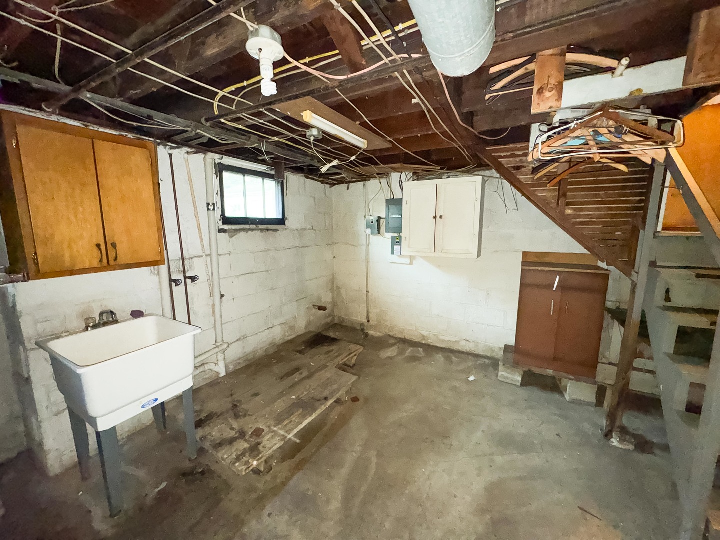 732 W Reynolds Street