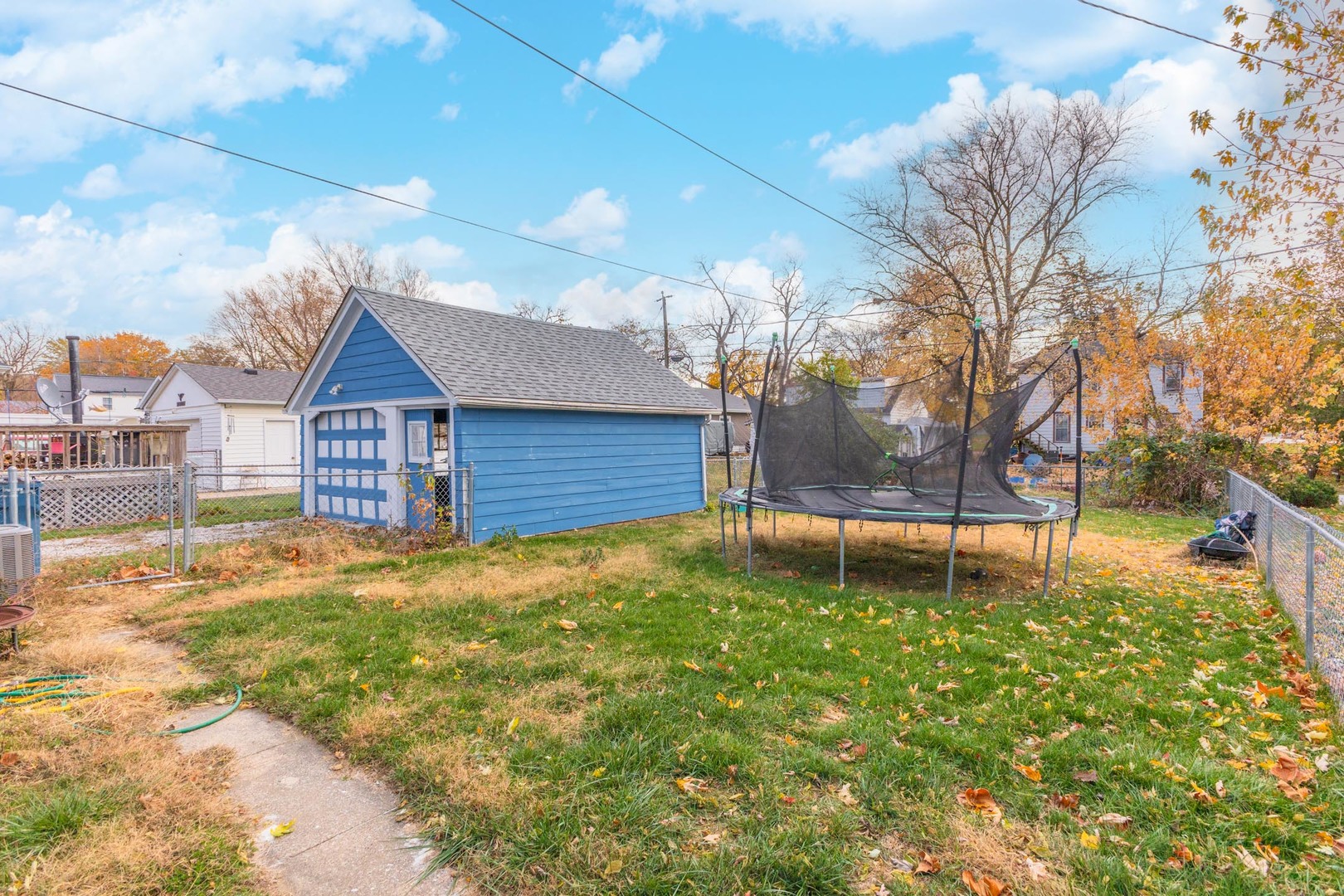 720 W Moulton Street