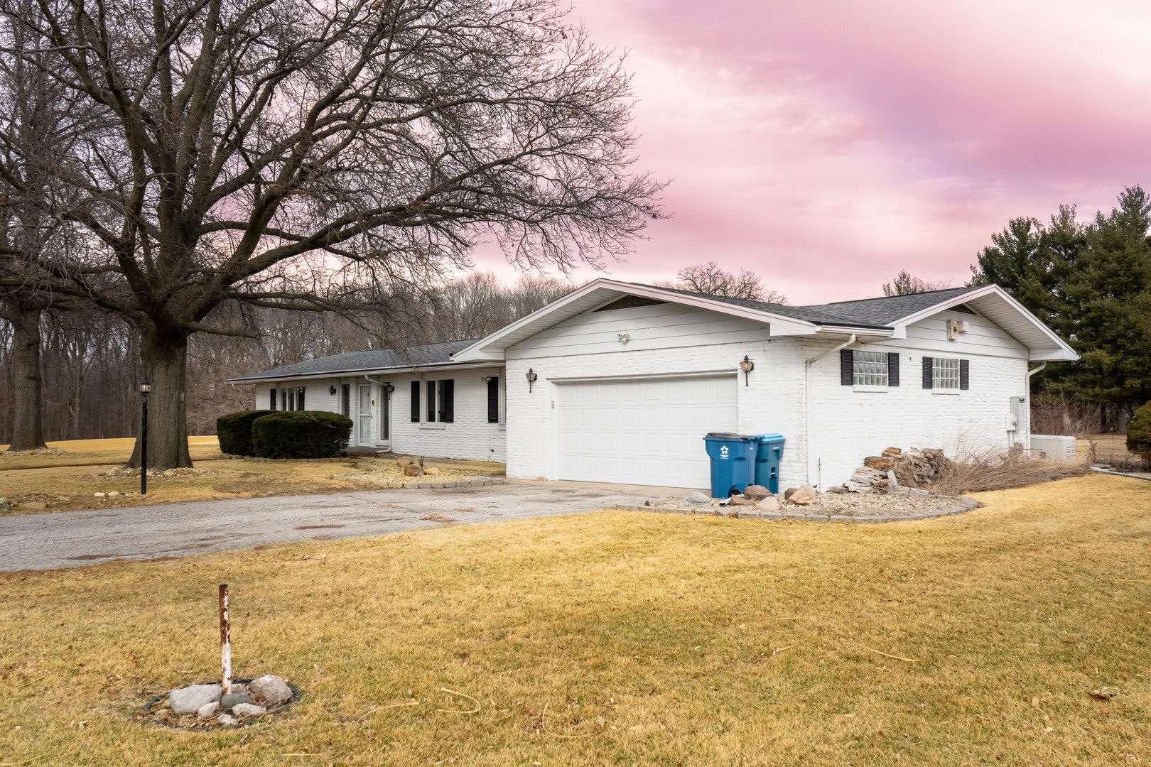 100 S Westview Drive