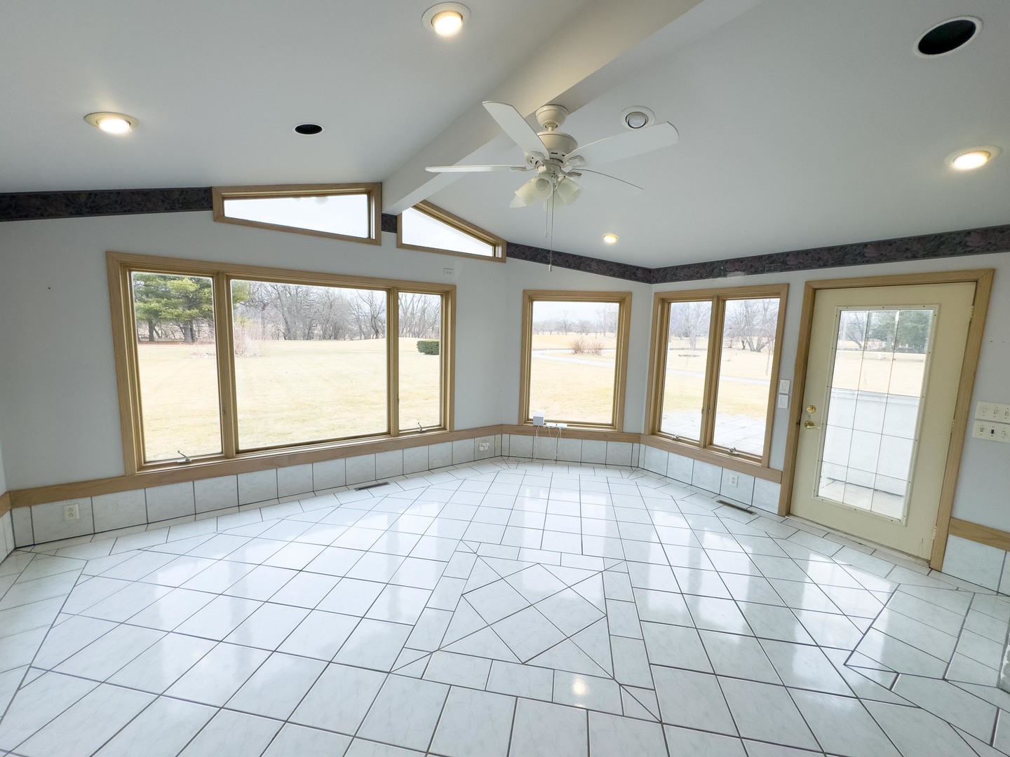 100 S Westview Drive