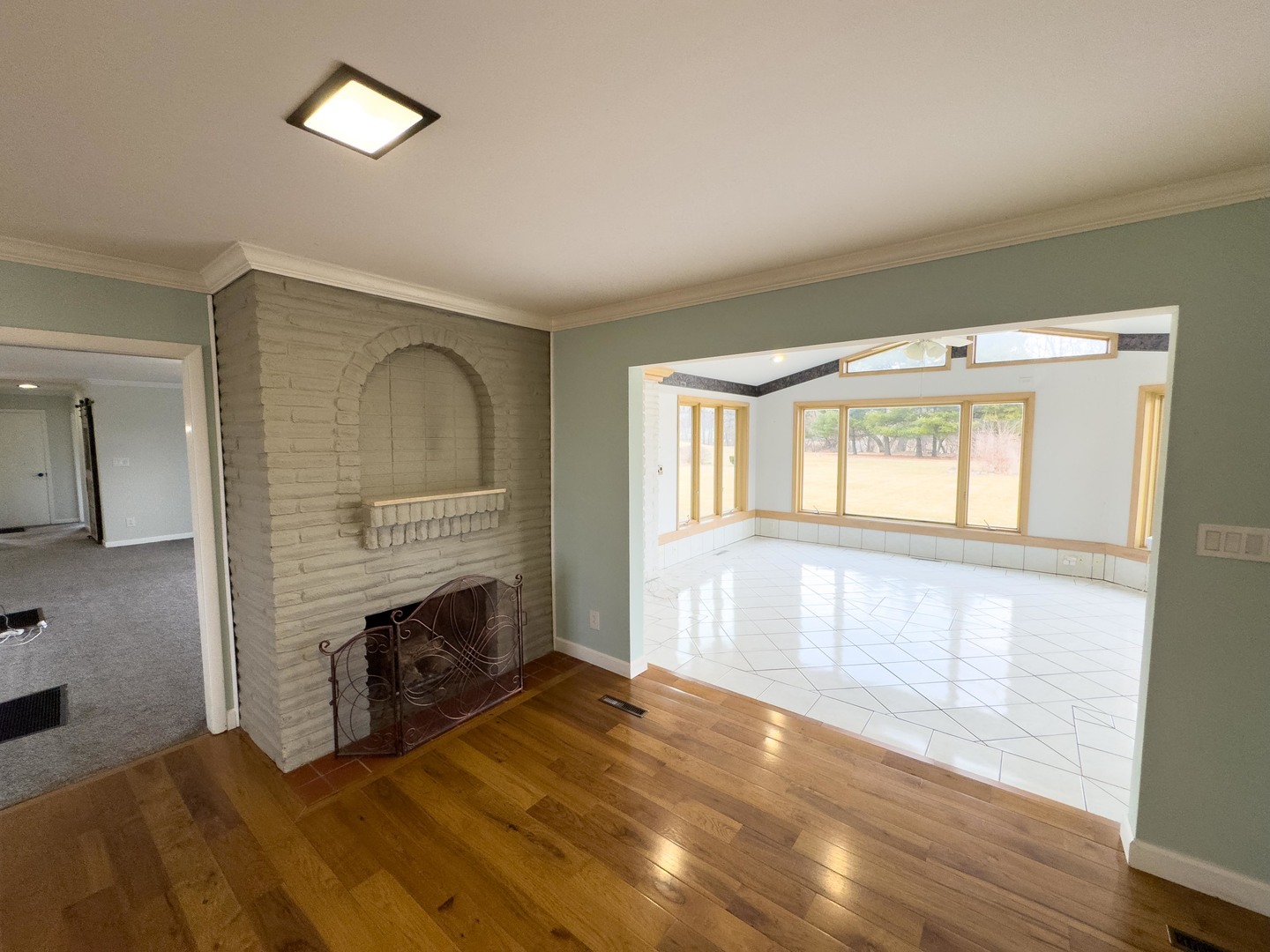 100 S Westview Drive