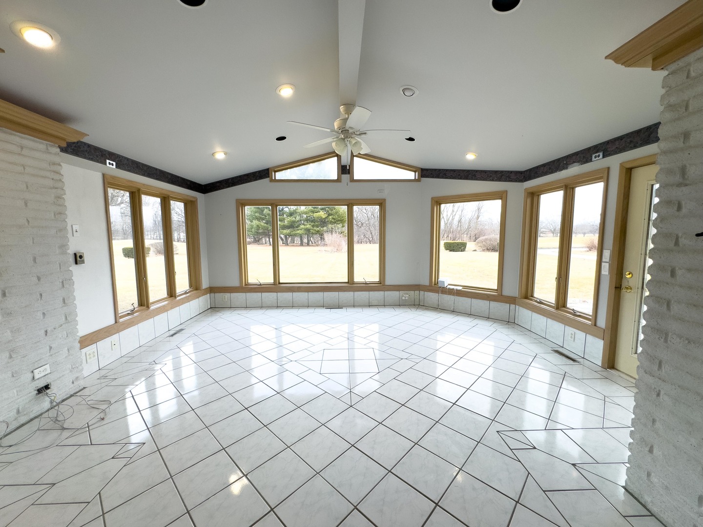 100 S Westview Drive