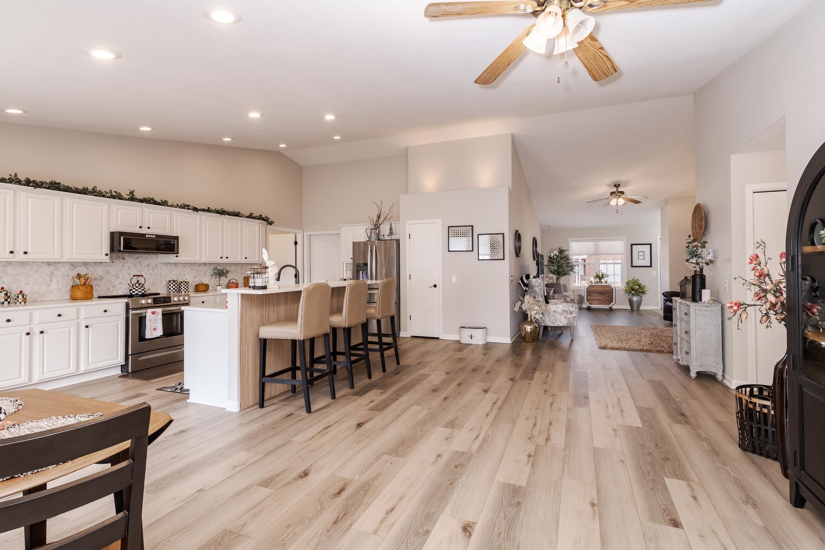 2331 Eastwood Avenue