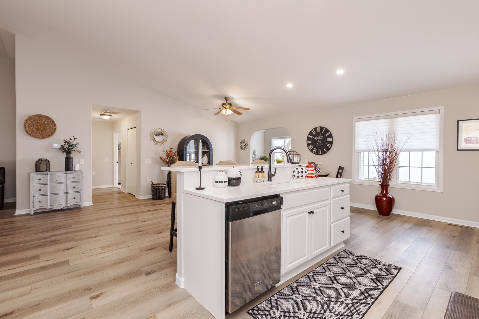 2331 Eastwood Avenue