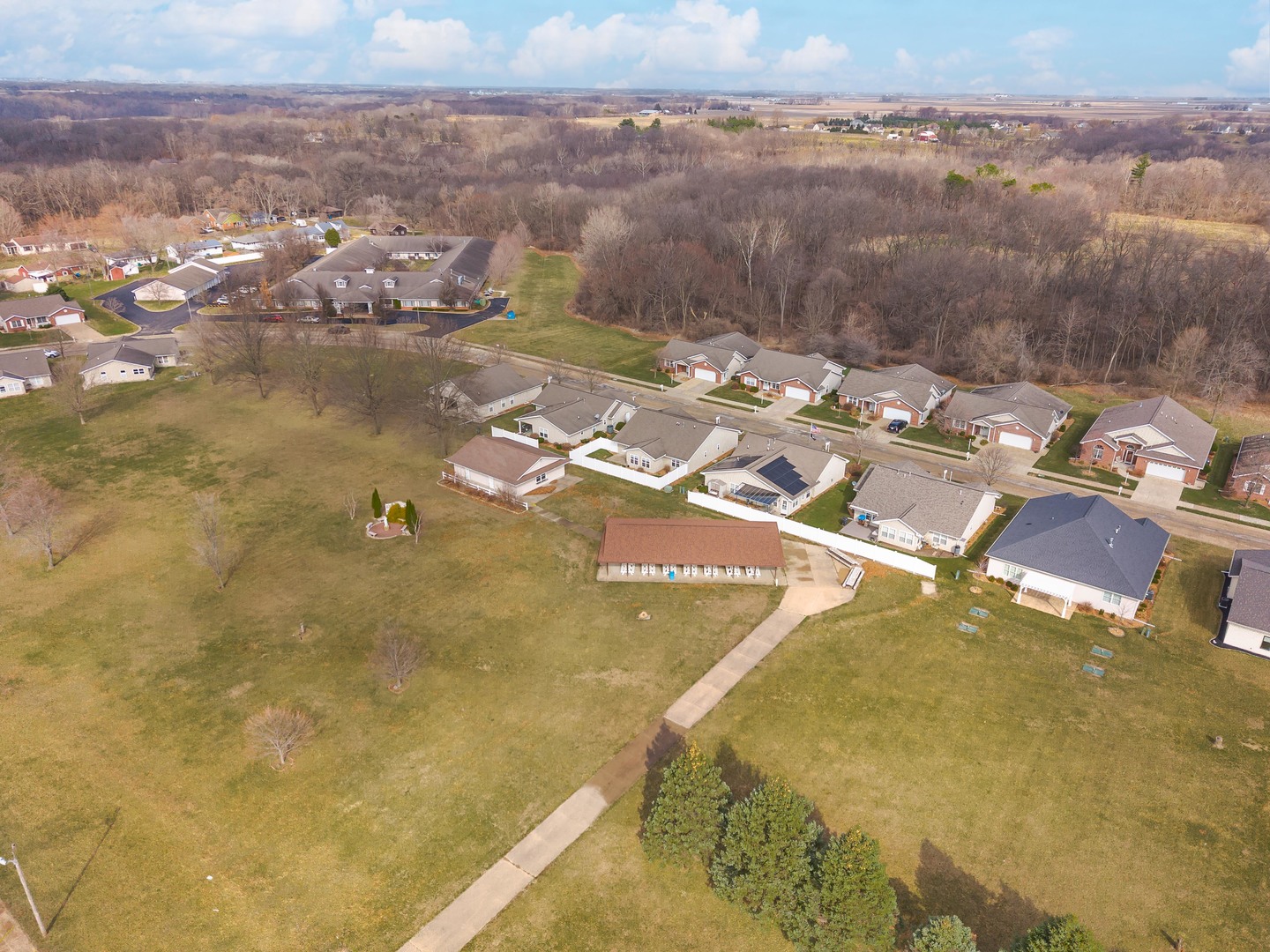 2331 Eastwood Avenue