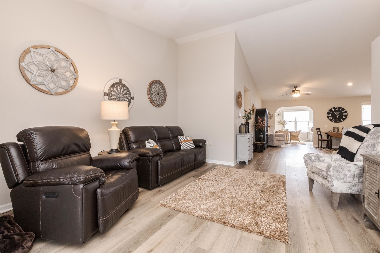 2331 Eastwood Avenue