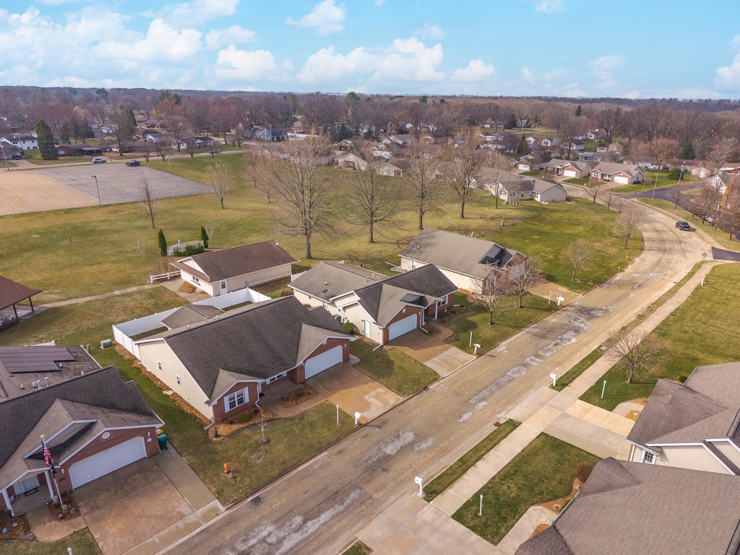 2331 Eastwood Avenue