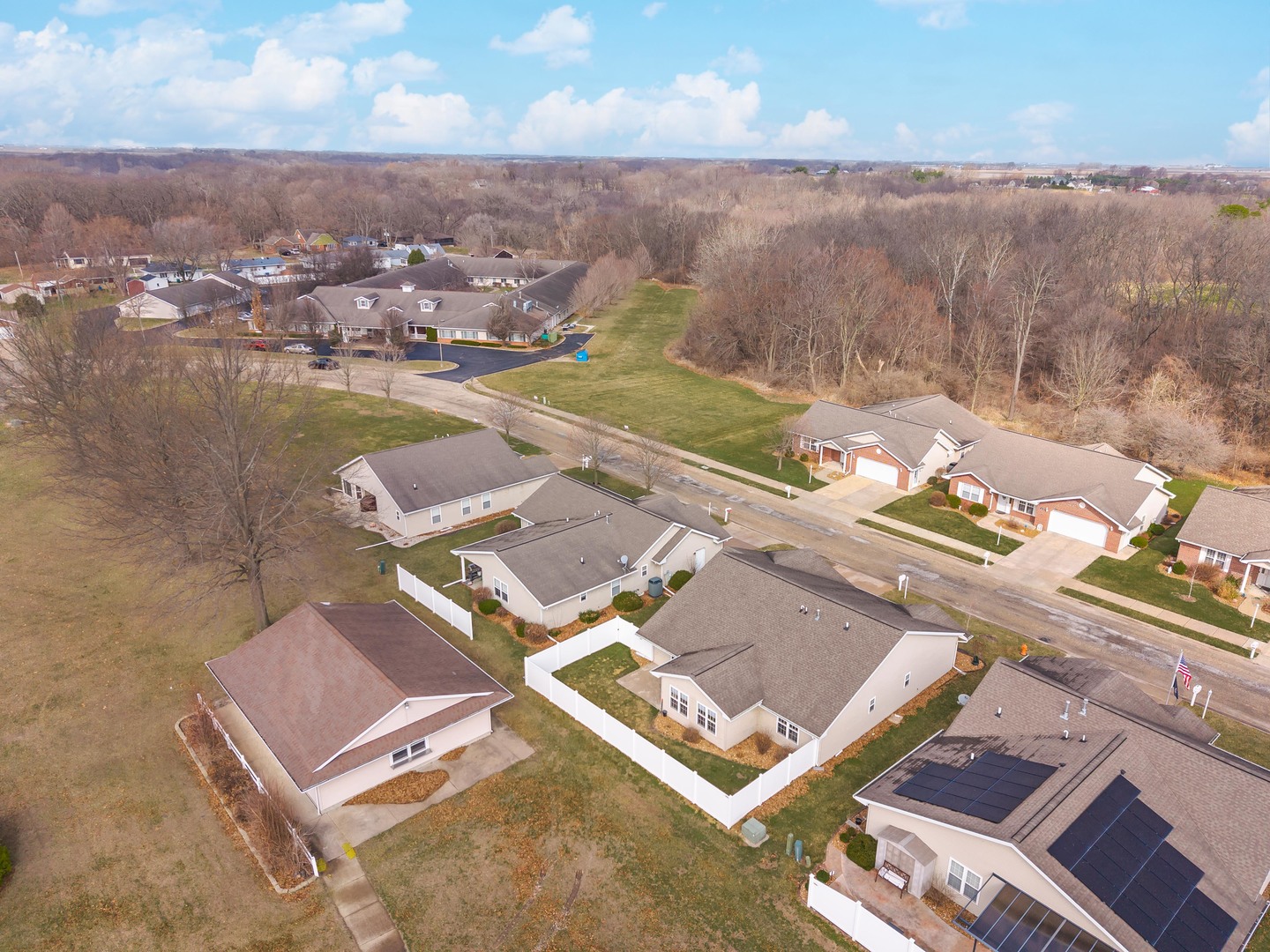 2331 Eastwood Avenue