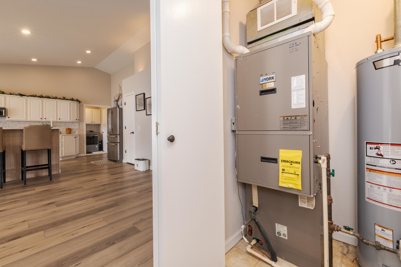 2331 Eastwood Avenue