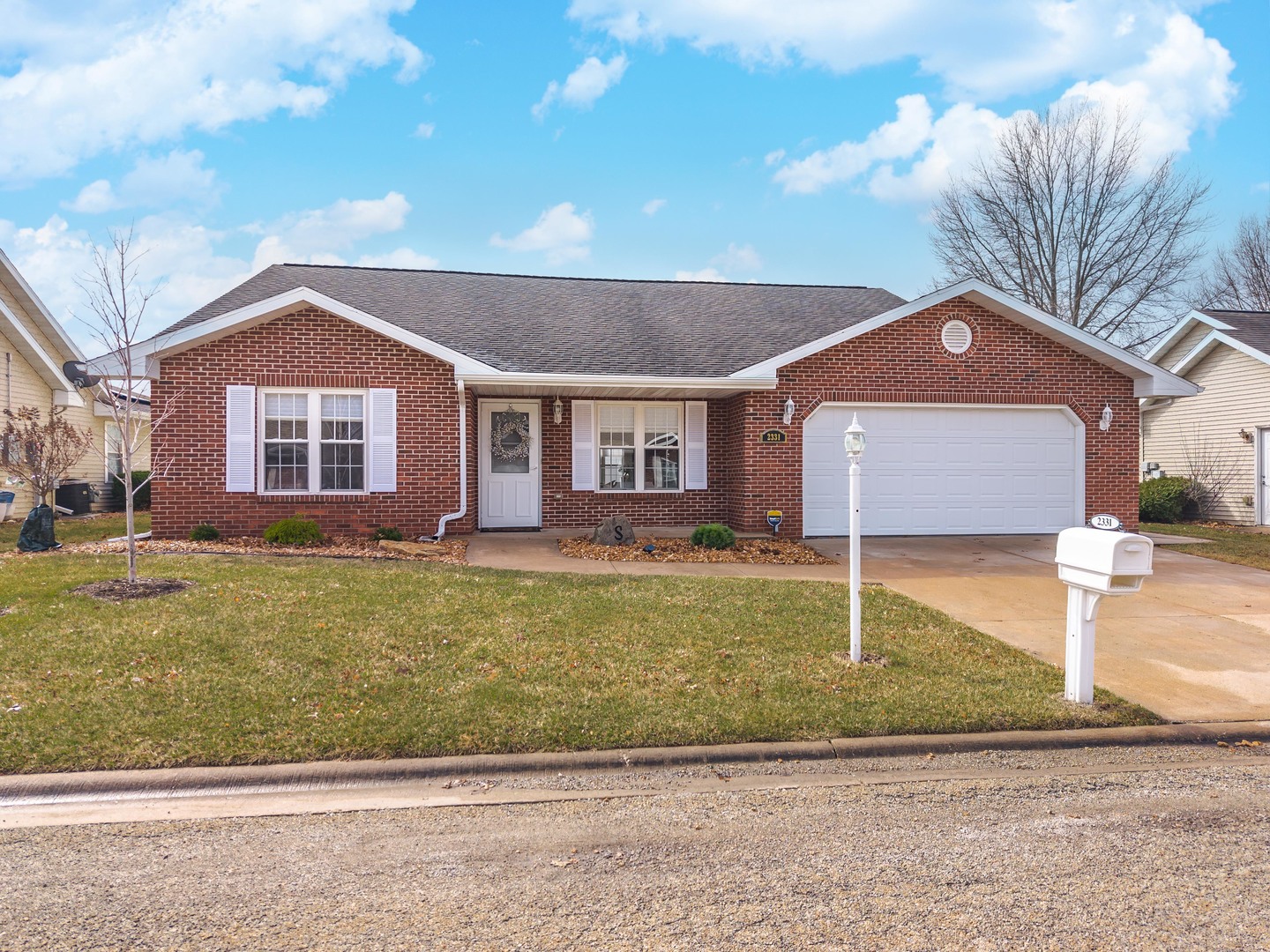 2331 Eastwood Avenue