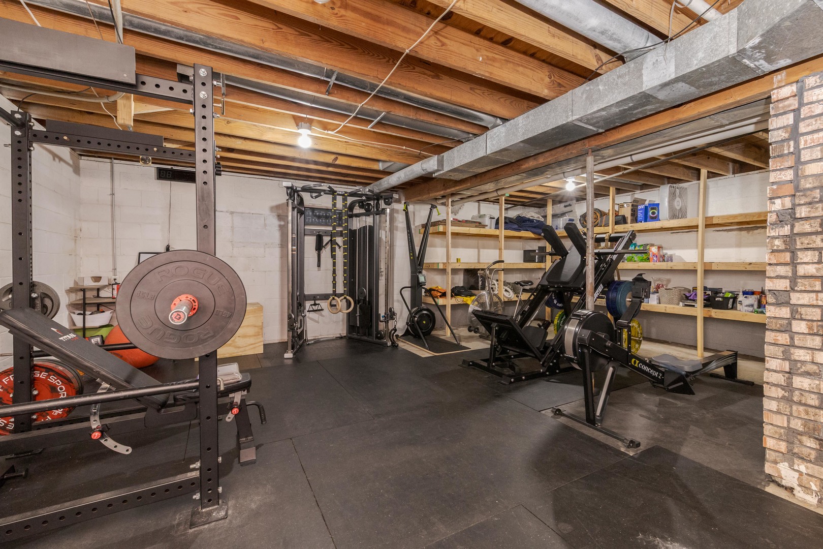 205 N Crestview Drive