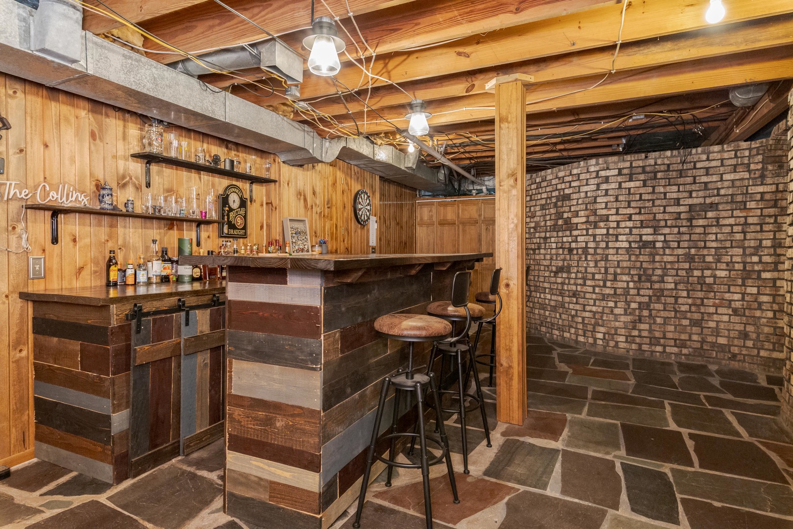 205 N Crestview Drive