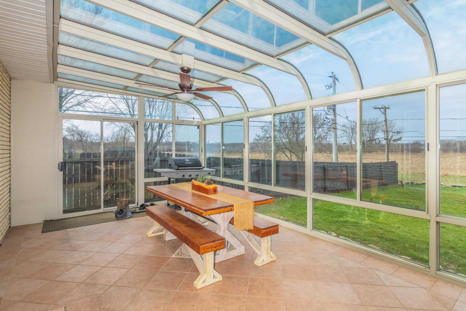 205 N Crestview Drive