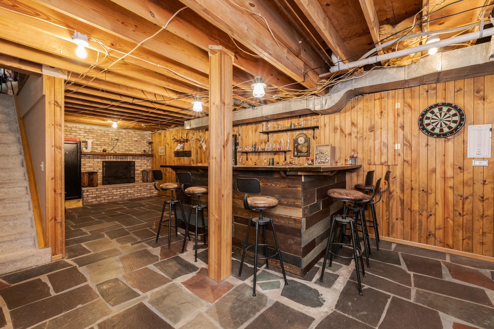 205 N Crestview Drive