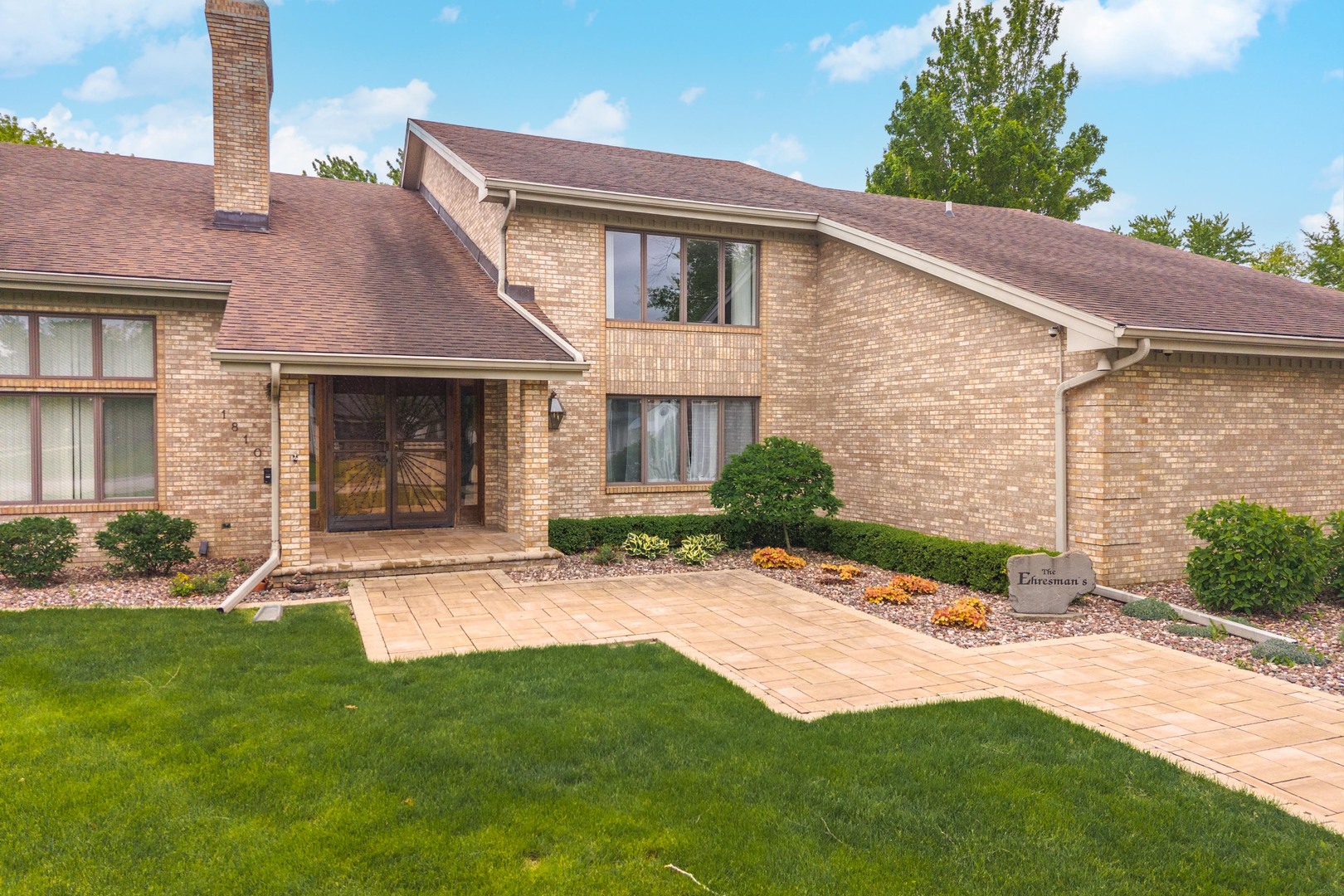 1810 Cardinal Court