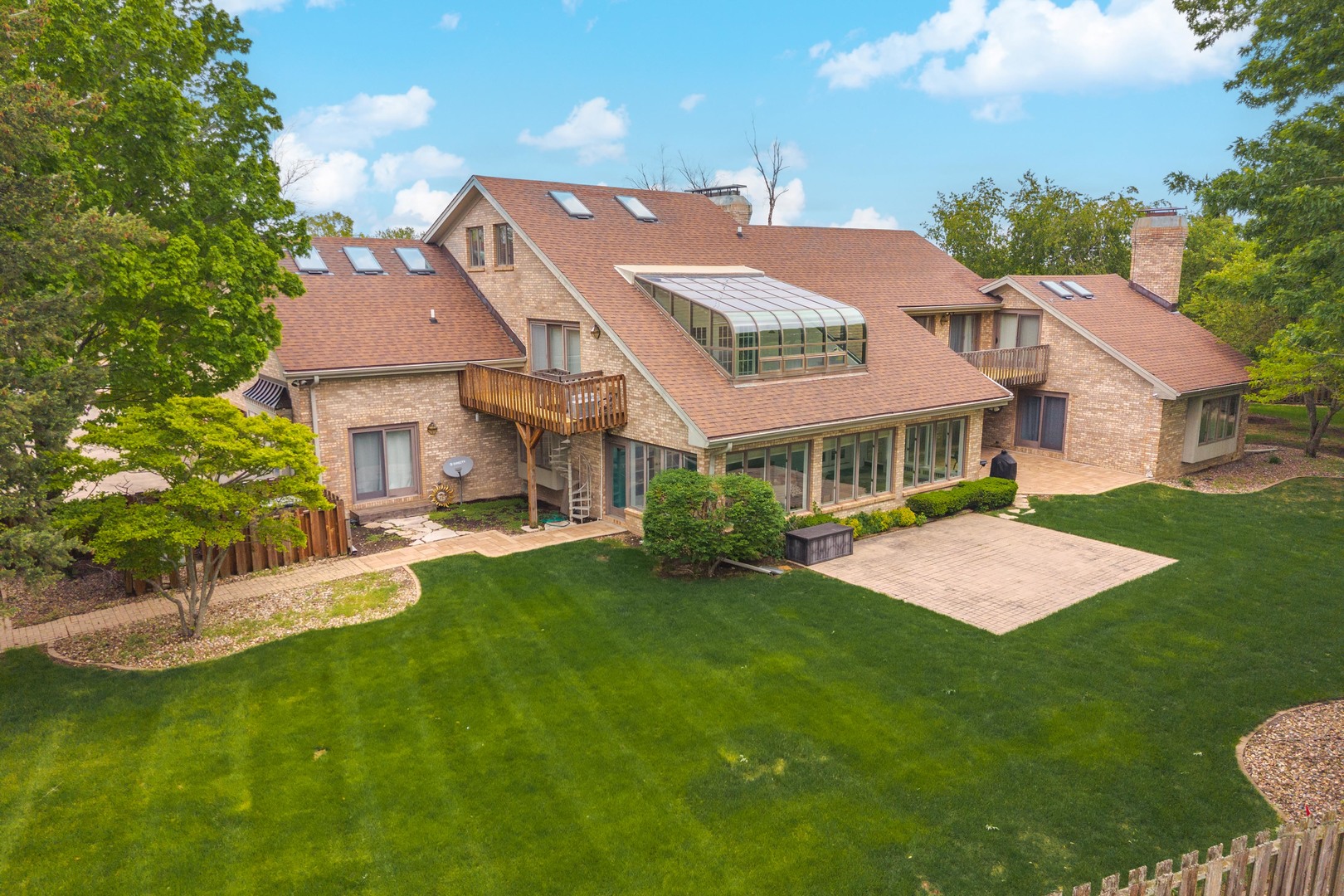 1810 Cardinal Court