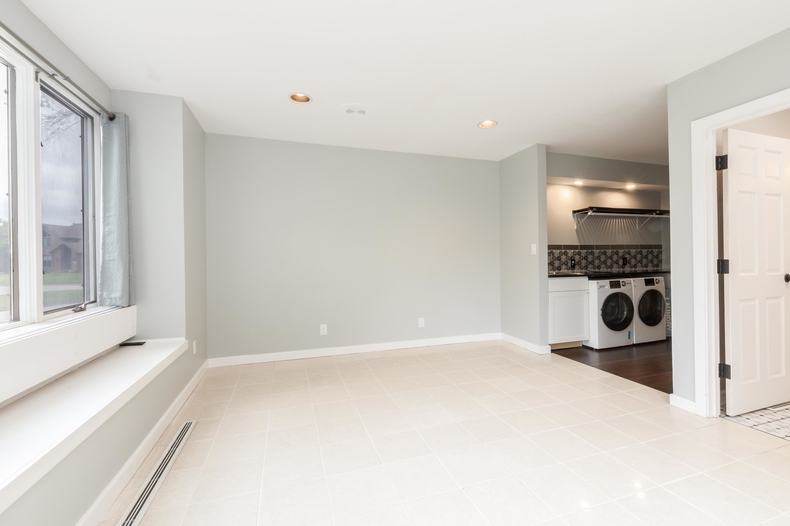 1810 Cardinal Court