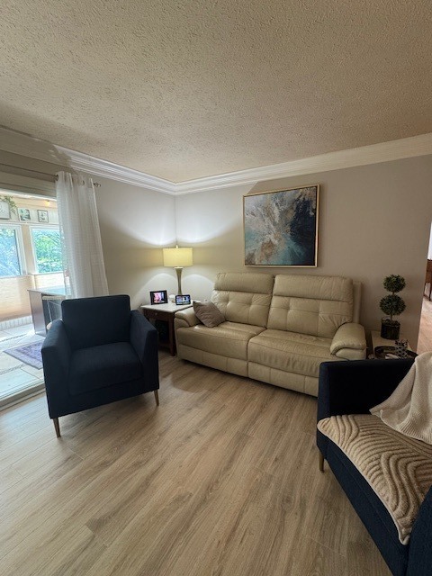 307 Carol Court Unit: D1