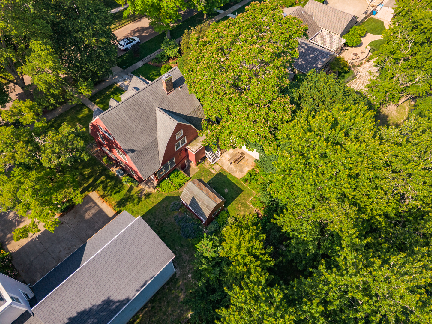 407 W Grove Street