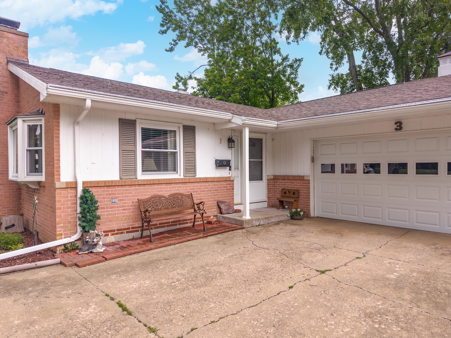 3 Manor Drive