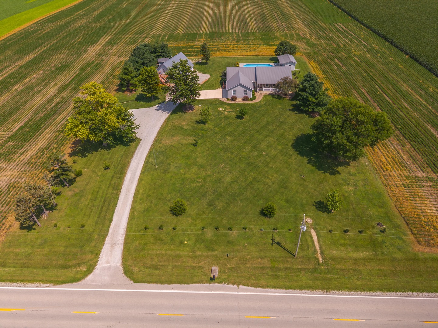 9850 N 300 East Road