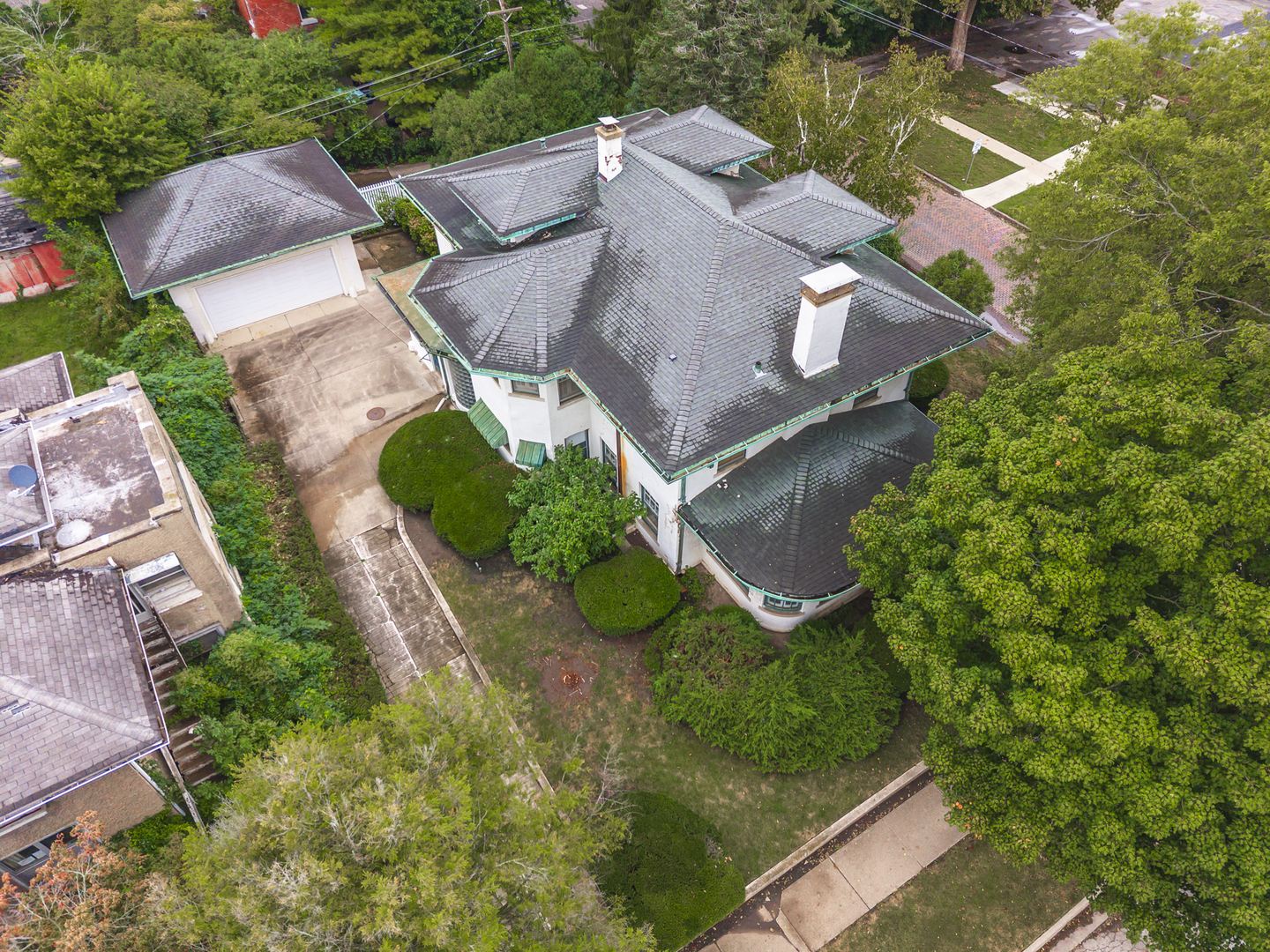 100 N Walnut Street