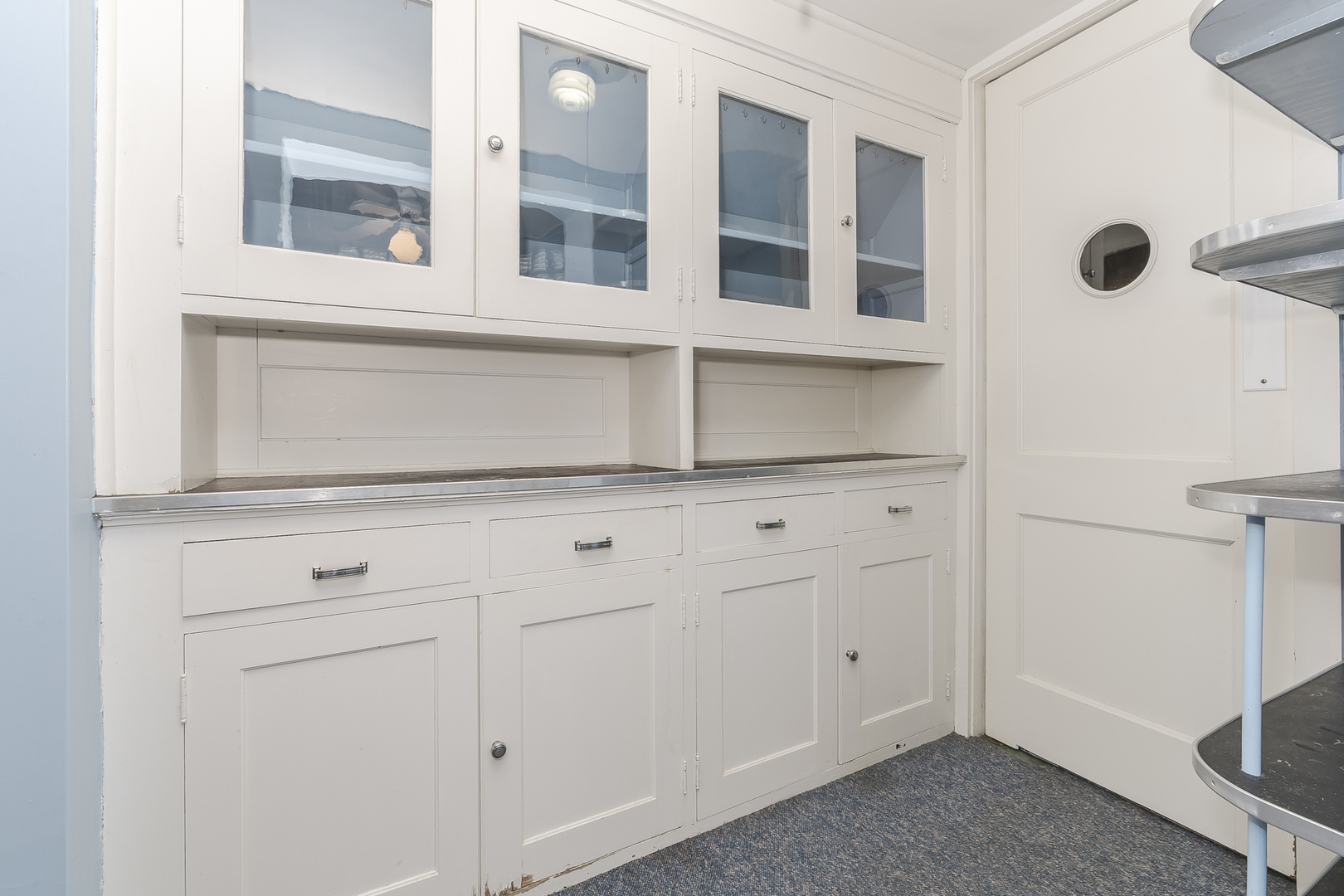 100 N Walnut Street
