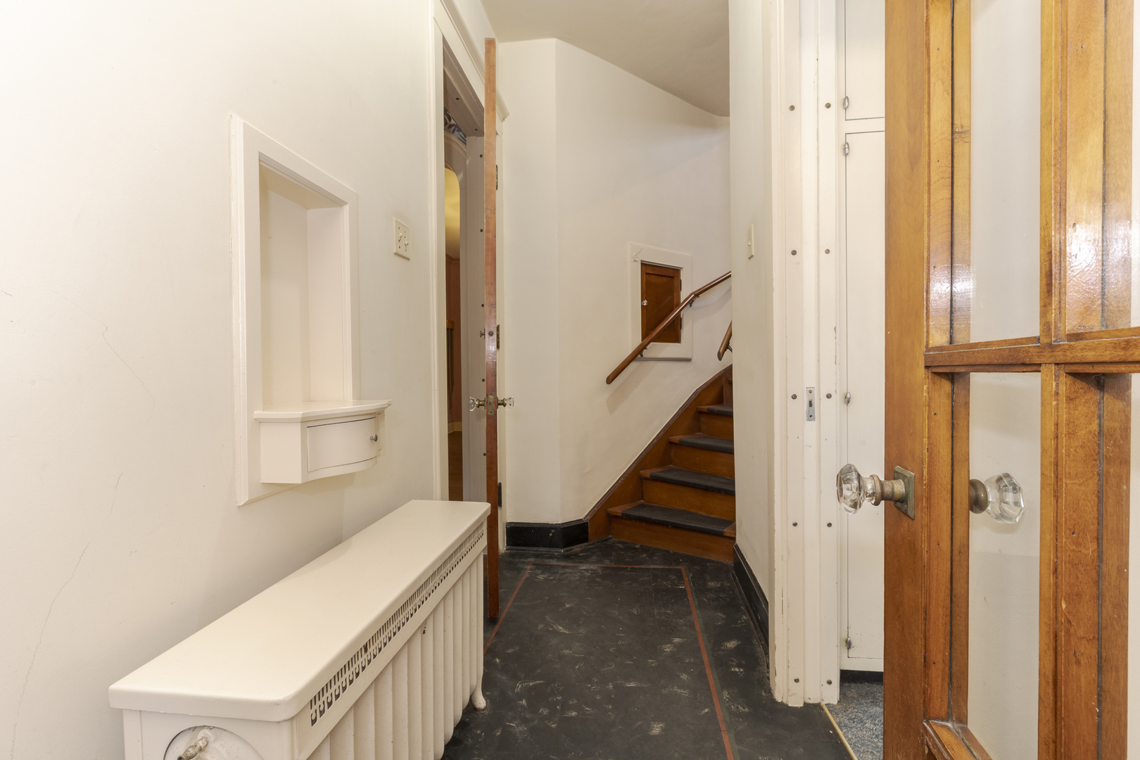 100 N Walnut Street