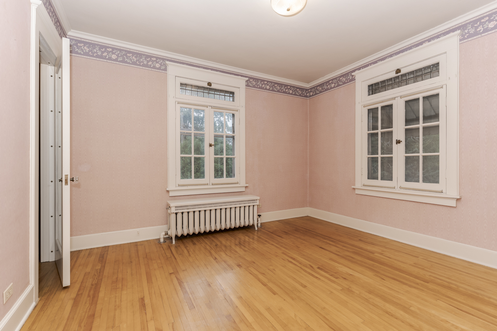 100 N Walnut Street