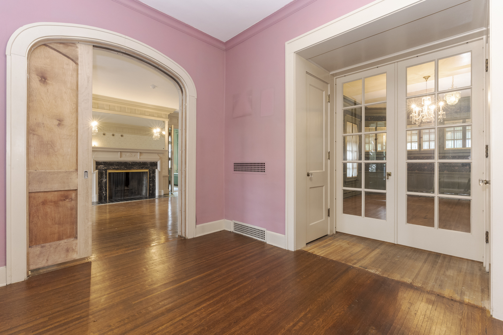 100 N Walnut Street