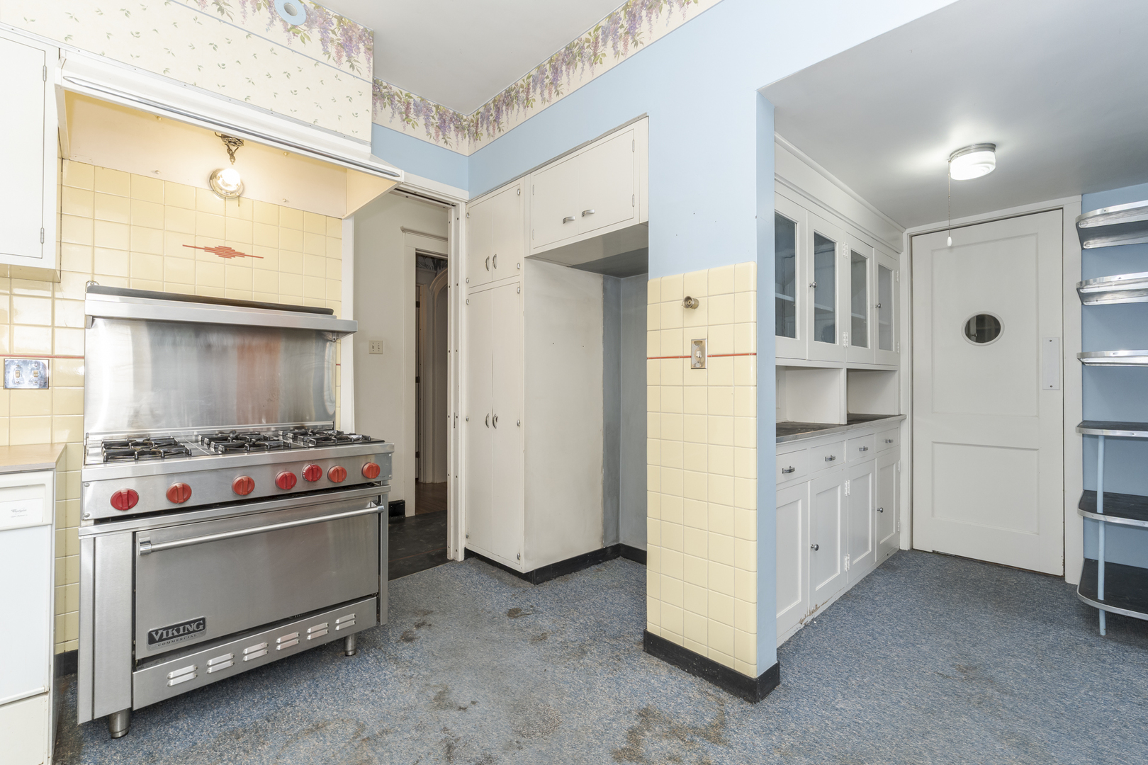 100 N Walnut Street