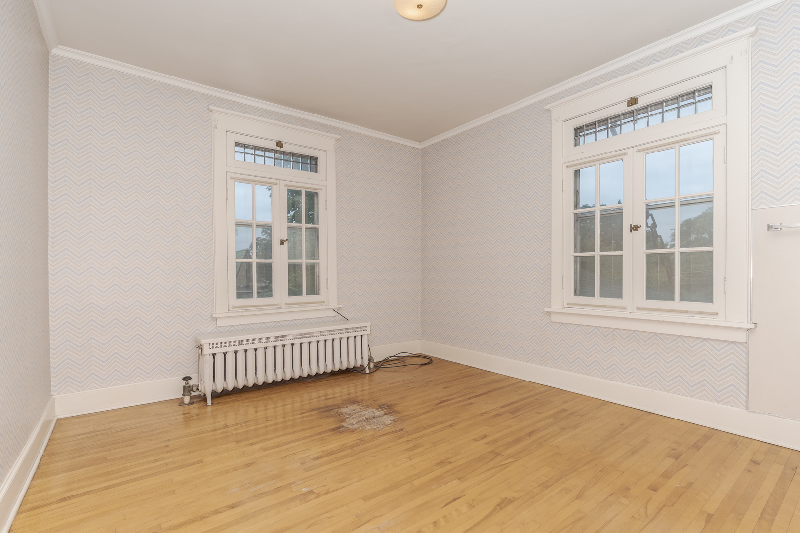100 N Walnut Street