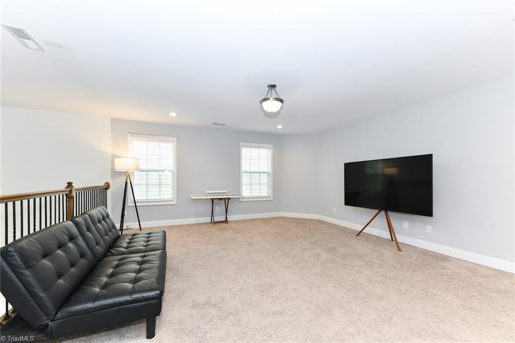 5469 Noble View Drive