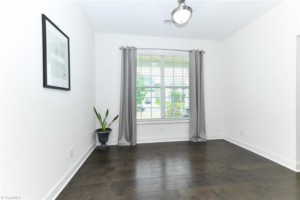 5469 Noble View Drive