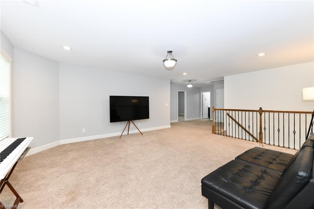 5469 Noble View Drive