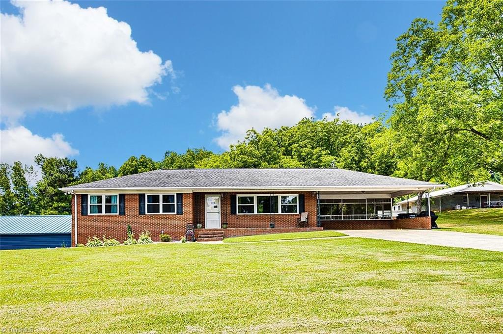 1597 Wicker Lovell Road