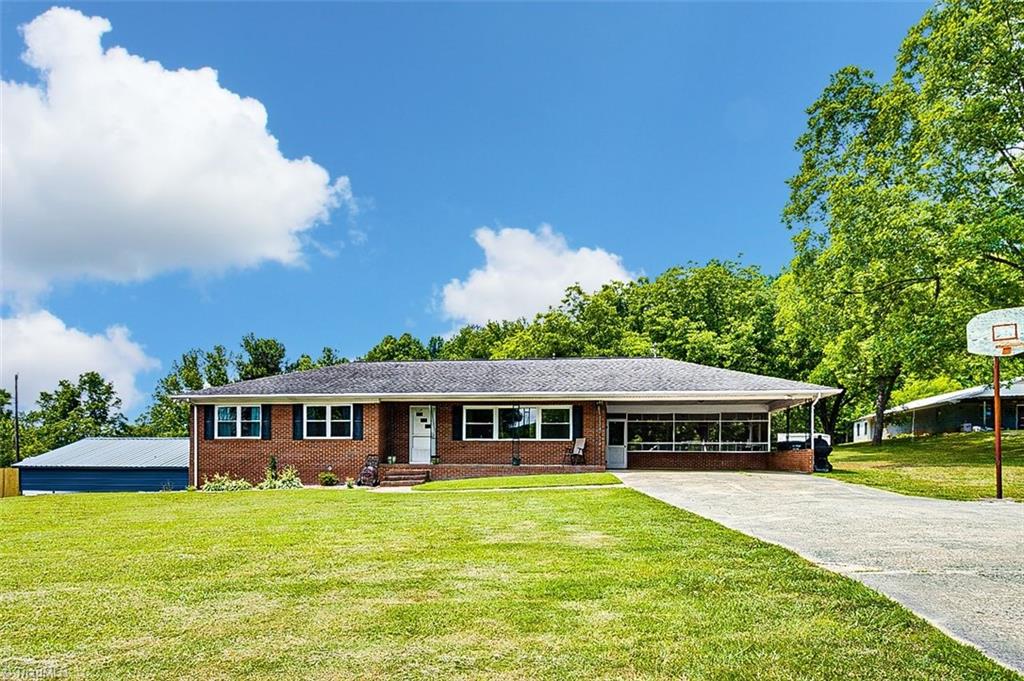 1597 Wicker Lovell Road