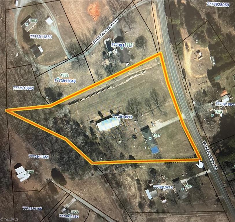 1597 Wicker Lovell Road