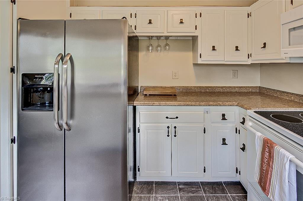 2305 Fernwood Drive