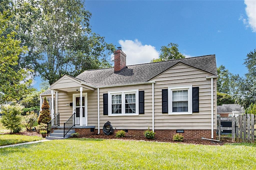 2305 Fernwood Drive